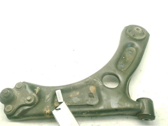 54501J9000  BRAZO SUSPENSION DEL DER INF HYUNDAI KONA (OS)|Desguaces La Cabaña