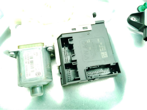 5N1837730G ELEVALUNAS PUERTA LAT DEL DER VW TIGUAN (5N_)|Desguaces La Cabaña