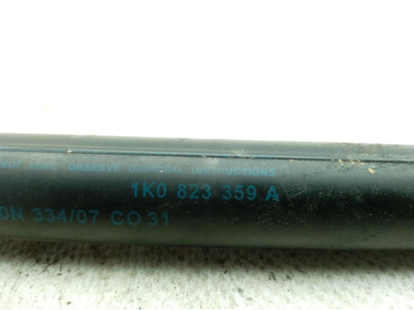 1K0823359A AMORTIGUADOR CAPO VW GOLF V (1K1)|Desguaces La Cabaña