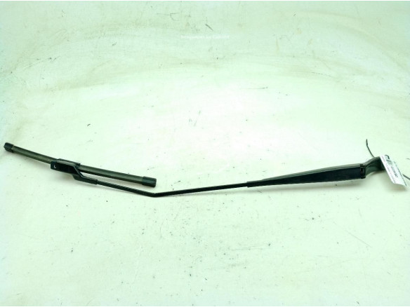 9673292080 BRAZO LIMPIAPARABRISAS DEL DER CITROEN C3 III (SX)|Desguaces La Cabaña