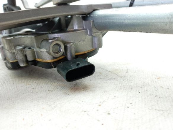 726750302 MOTOR LIMPIAPARABRISAS DEL BMW 3 (F30, F80)|Desguaces La Cabaña