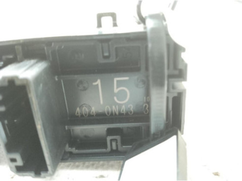 4040N433D MANDO ELEVALUNAS PUERTA LAT TRA IZQ TOYOTA COROLLA Ranchera familiar (_E21_)|Desguaces La Cabaña