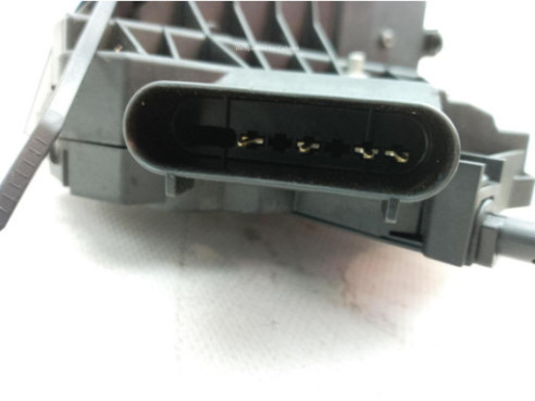 GN15A21A64EB CERRADURA PUERTA LAT DEL DER FORD ECOSPORT|Desguaces La Cabaña