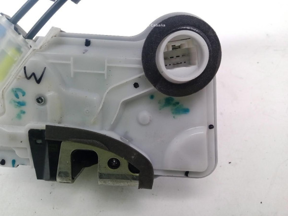 6903002521  CERRADURA PUERTA LAT DEL DER TOYOTA C-HR (_X1_)|Desguaces La Cabaña
