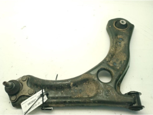 2Q0498151  BRAZO SUSPENSION DEL DER INF SEAT ARONA (KJ7)|Desguaces La Cabaña