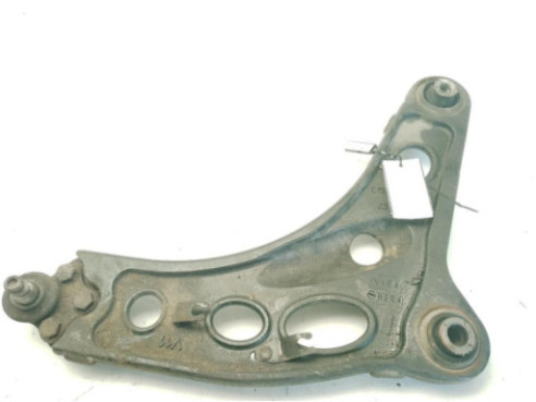 8200395034 BRAZO SUSPENSION DEL DER INF RENAULT TRAFIC II Furgón (FL)|Desguaces La Cabaña