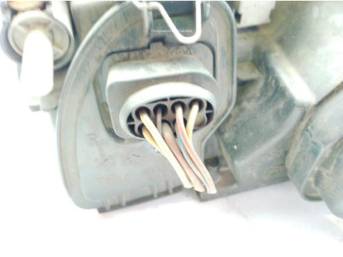 89300381 FARO DERECHO AUDI A4 (8D2, B5)|Desguaces La Cabaña