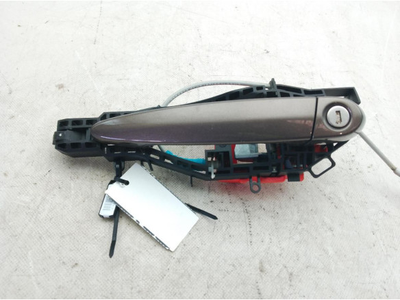 51217242567  MANILLA PUERTA LAT DEL IZQ EXT BMW 3 (F30, F80)|Desguaces La Cabaña