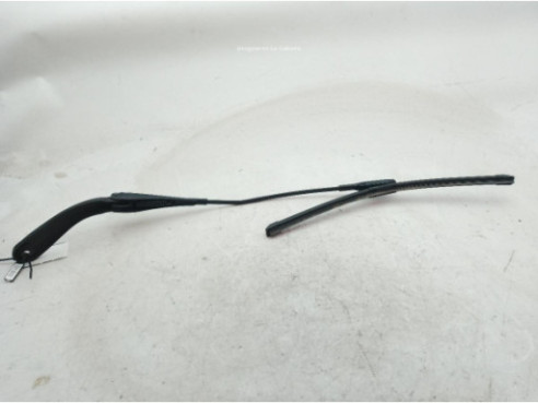 6161726047404202 BRAZO LIMPIAPARABRISAS DEL DER BMW 3 (F30, F80)|Desguaces La Cabaña