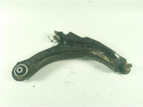545046162R  BRAZO SUSPENSION DEL DER INF RENAULT CLIO IV (BH_)|Desguaces La Cabaña
