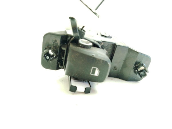 3K552B1200 MANDO ELEVALUNAS PUERTA LAT DEL DER HYUNDAI KONA (OS)|Desguaces La Cabaña