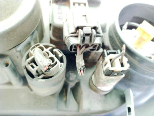 89003044 FARO IZQUIERDO NISSAN PRIMERA Hatchback (P11)|Desguaces La Cabaña