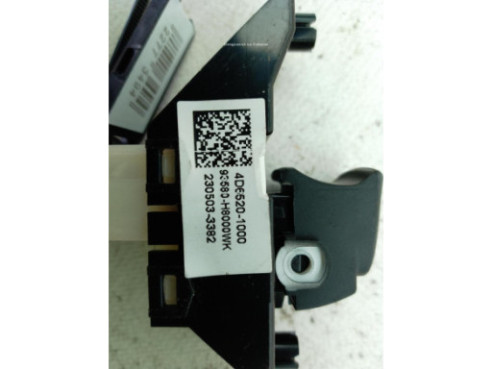 93580H8000WK MANDO ELEVALUNAS PUERTA LAT TRA IZQ KIA STONIC (YB)|Desguaces La Cabaña