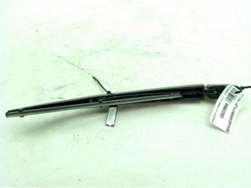 988152P000  BRAZO LIMPIAPARABRISAS TRA PORTÓN KIA STONIC (YB)|Desguaces La Cabaña