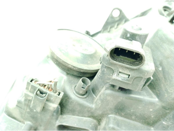 15602000RE FARO DERECHO RENAULT CLIO II (BB_, CB_)|Desguaces La Cabaña