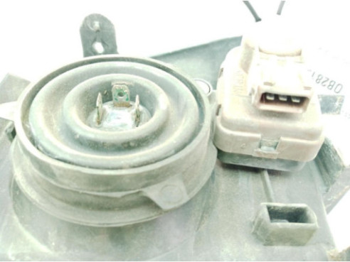 805521110R FARO DERECHO PEUGEOT PARTNER ORIGIN Combispace (5F)|Desguaces La Cabaña