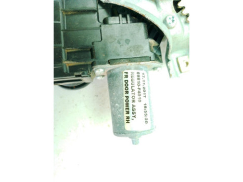 69810F4010 ELEVALUNAS PUERTA LAT DEL DER TOYOTA C-HR (_X1_)|Desguaces La Cabaña