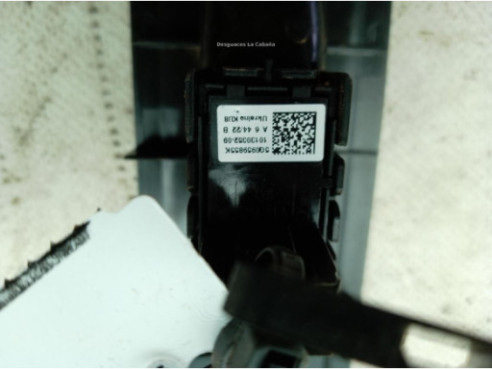 5G0959855K MANDO ELEVALUNAS PUERTA LAT DEL DER SKODA KAMIQ (NW4)|Desguaces La Cabaña