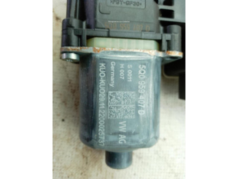 5Q0959407D ELEVALUNAS PUERTA LAT TRA IZQ SKODA KAMIQ (NW4)|Desguaces La Cabaña