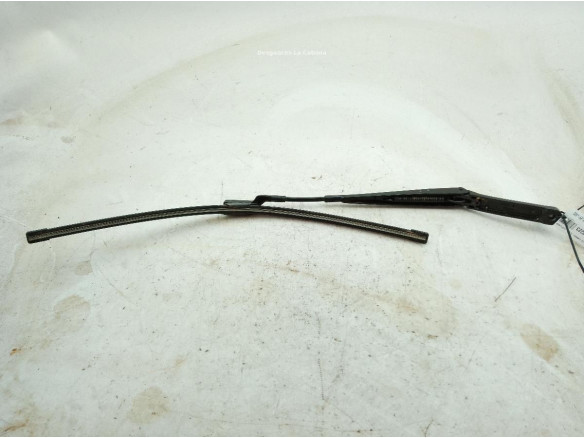 657955409 BRAZO LIMPIAPARABRISAS DEL IZQ SKODA KAMIQ (NW4)|Desguaces La Cabaña