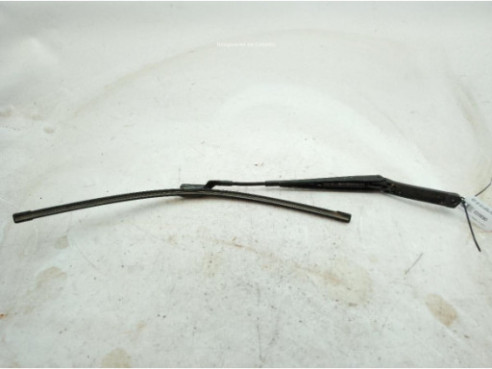 657955409 BRAZO LIMPIAPARABRISAS DEL IZQ SKODA KAMIQ (NW4)|Desguaces La Cabaña