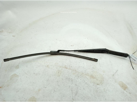 657955409 BRAZO LIMPIAPARABRISAS DEL IZQ SKODA KAMIQ (NW4)|Desguaces La Cabaña