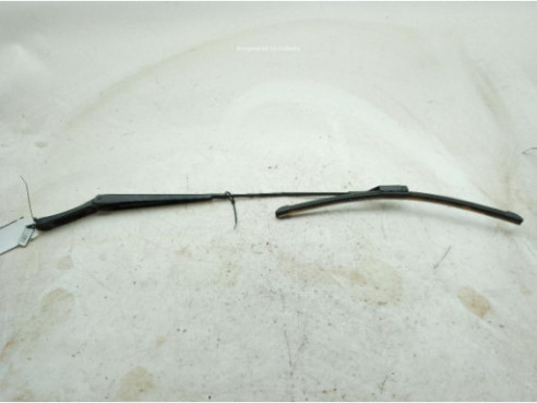 6567955410 BRAZO LIMPIAPARABRISAS DEL DER SKODA KAMIQ (NW4)|Desguaces La Cabaña