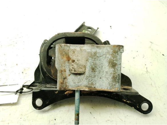 123720T571  SOPORTE MOTOR DER TOYOTA COROLLA Sedán (_E21_)|Desguaces La Cabaña