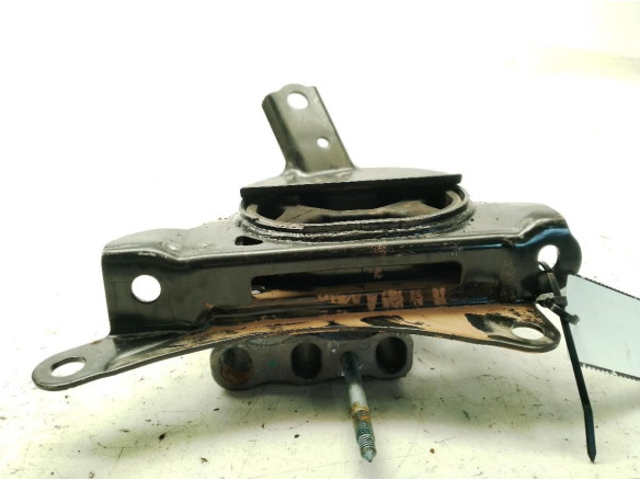123720T571  SOPORTE MOTOR DER TOYOTA COROLLA Sedán (_E21_)|Desguaces La Cabaña