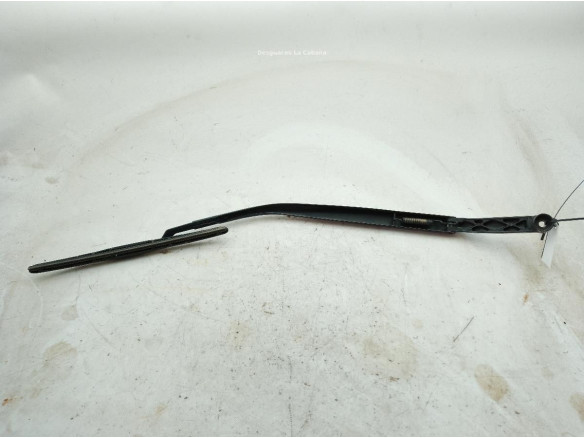 8521102430  BRAZO LIMPIAPARABRISAS DEL DER TOYOTA COROLLA Sedán (_E21_)|Desguaces La Cabaña