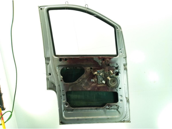 A6397201005  PUERTA LAT DEL IZQ MERCEDES BENZ VITO Autobús (W639)|Desguaces La Cabaña