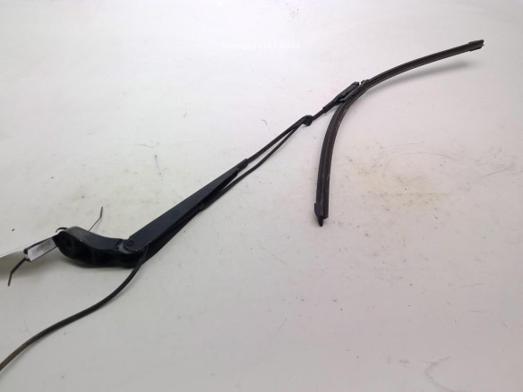 A6398000844 BRAZO LIMPIAPARABRISAS DEL DER MERCEDES BENZ VITO Autobús (W639)|Desguaces La Cabaña