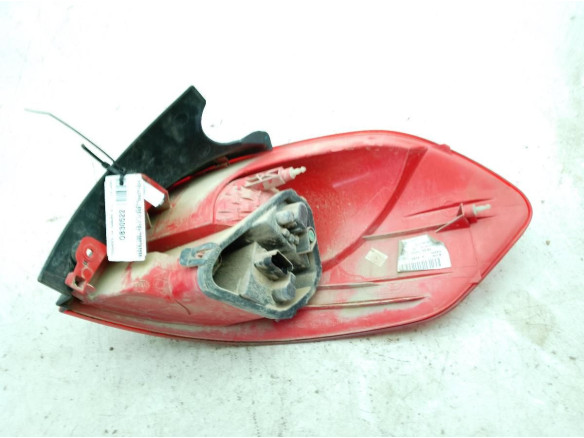 8200586843 PILOTO TRA IZQ EXT RENAULT CLIO III (BR0/1, CR0/1)|Desguaces La Cabaña