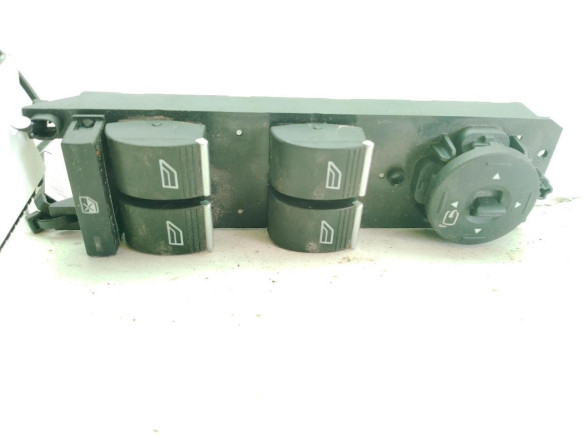 3S010138823 MANDO ELEVALUNAS PUERTA LAT DEL IZQ FORD TOURNEO CONNECT / GRAND TOURNEO CONNECT Kombi|Desguaces La Cabaña