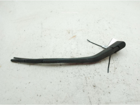 61629449913  BRAZO LIMPIAPARABRISAS TRA PORTÓN BMW 1 (F20)|Desguaces La Cabaña