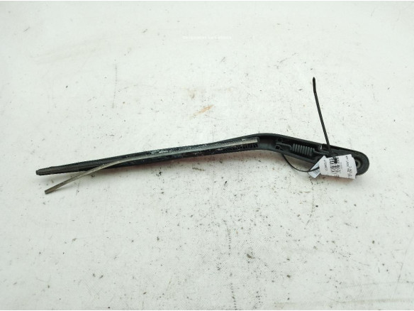 61629449913  BRAZO LIMPIAPARABRISAS TRA PORTÓN BMW 1 (F20)|Desguaces La Cabaña