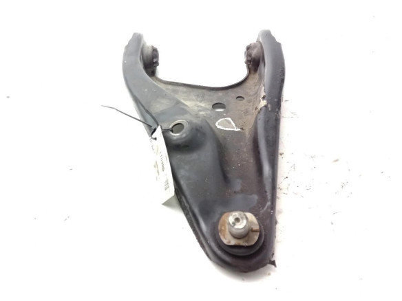 545001064R  BRAZO SUSPENSION DEL DER INF DACIA SANDERO II|Desguaces La Cabaña