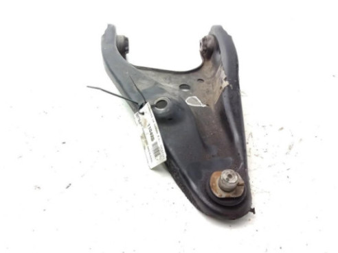 545001064R  BRAZO SUSPENSION DEL DER INF DACIA SANDERO II|Desguaces La Cabaña