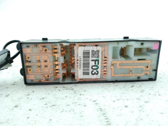 F03 MANDO ELEVALUNAS PUERTA LAT DEL IZQ SUBARU IMPREZA Fastback (GR, GH, G3)|Desguaces La Cabaña