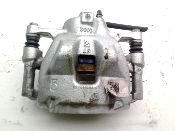 02704658610 PINZA DEL IZQ TOYOTA COROLLA Fastback (_E21_)|Desguaces La Cabaña