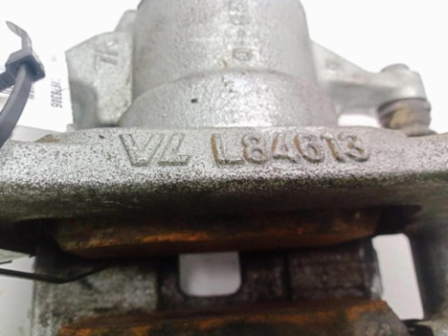 02704658610 PINZA DEL IZQ TOYOTA COROLLA Fastback (_E21_)|Desguaces La Cabaña