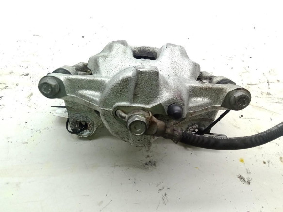 02704628907 PINZA DEL DER TOYOTA COROLLA Fastback (_E21_)|Desguaces La Cabaña