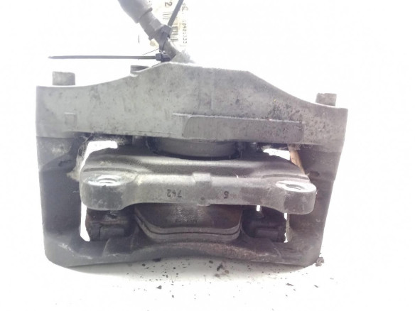 PINZA DEL IZQ VOLVO XC90 I (275)|Desguaces La Cabaña