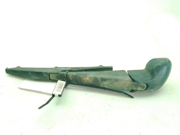 8524152140  BRAZO LIMPIAPARABRISAS TRA PORTÓN LEXUS CT (ZWA10_)|Desguaces La Cabaña