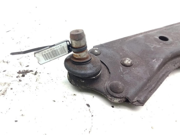 BRAZO SUSPENSION DEL DER INF OPEL CORSA E (X15)|Desguaces La Cabaña
