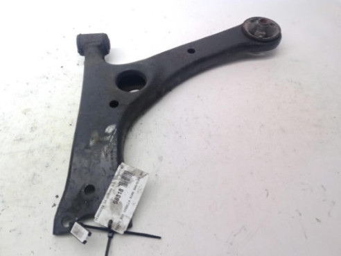 BRAZO SUSPENSION DEL DER INF TOYOTA COROLLA (_E12_)|Desguaces La Cabaña