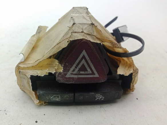 13189529AU, INTERRUPTOR WARNING OPEL CORSA D (S07)|Desguaces La Cabaña