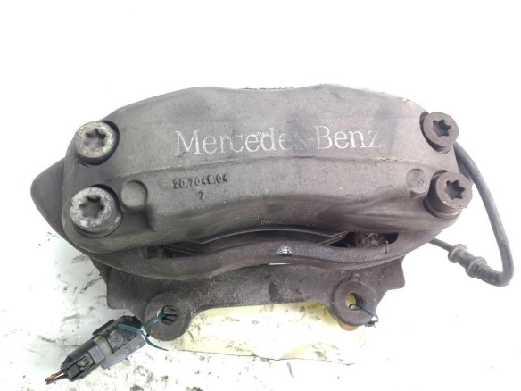 PINZA DEL DER MERCEDES BENZ CLS (C219)|Desguaces La Cabaña