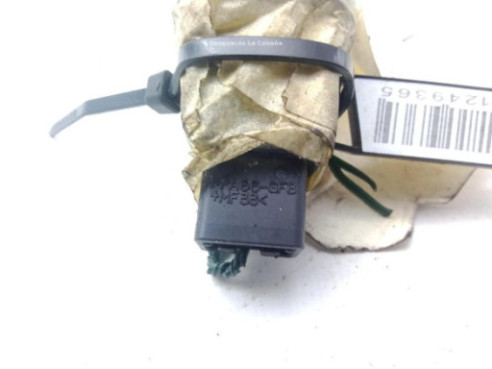 INTERRUPTOR WARNING NISSAN NV200 / EVALIA Autobús|Desguaces La Cabaña
