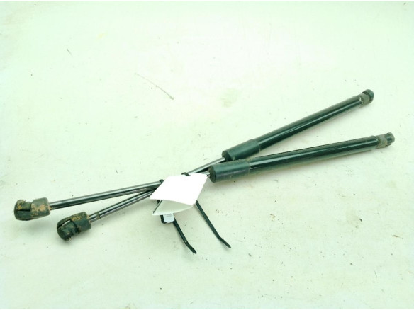 81780H8410 AMORTIGUADOR PORTON / TAPA MALETA KIA STONIC (YB)|Desguaces La Cabaña
